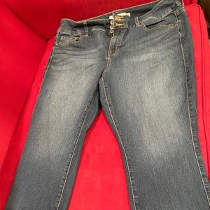 Torrid size 22 Jegging Crop. Excellent condition.